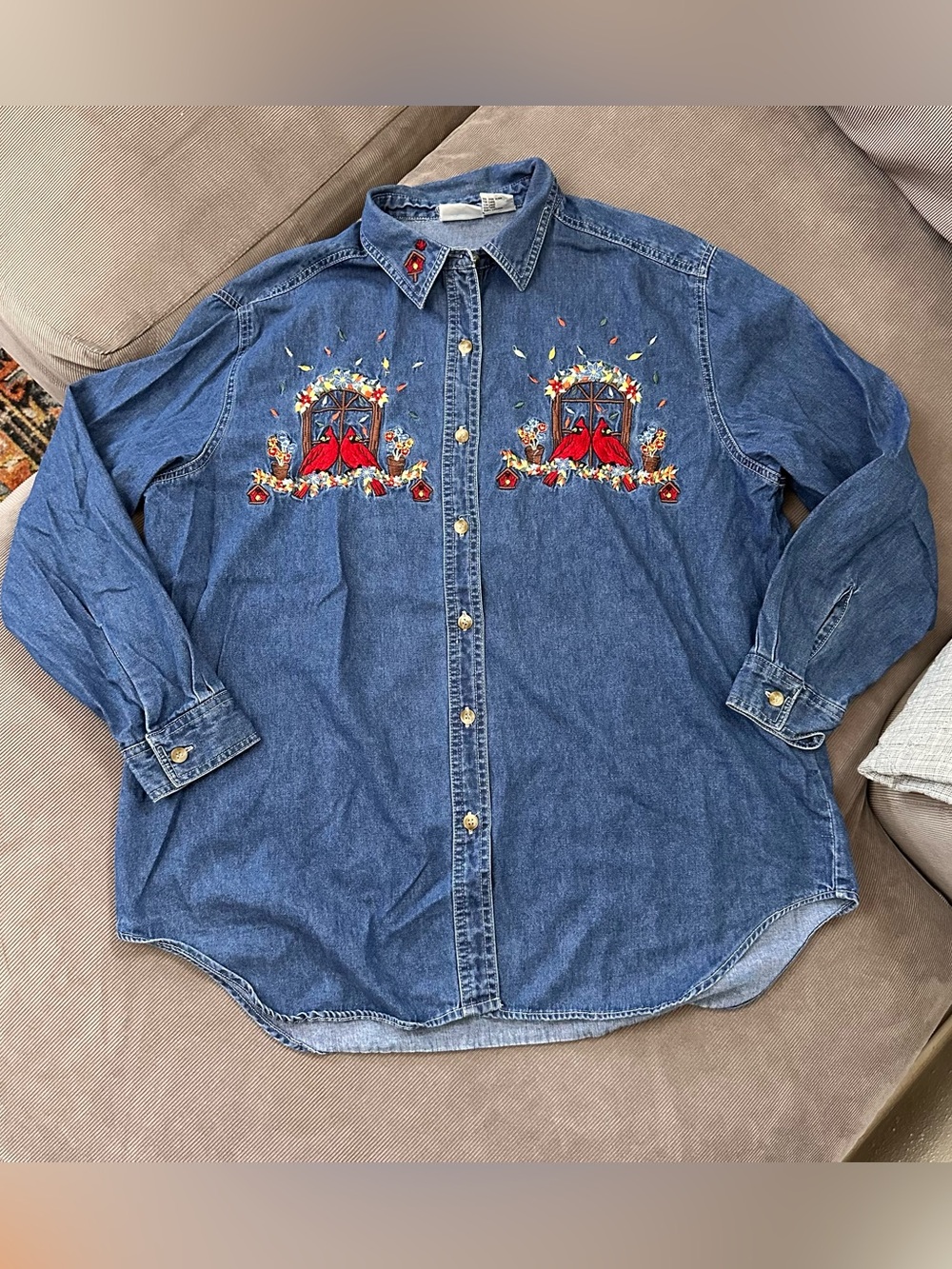 Bobbie Brooks Womens Size L Embroidered Cardinals Blue Denim Button Up Shirt
